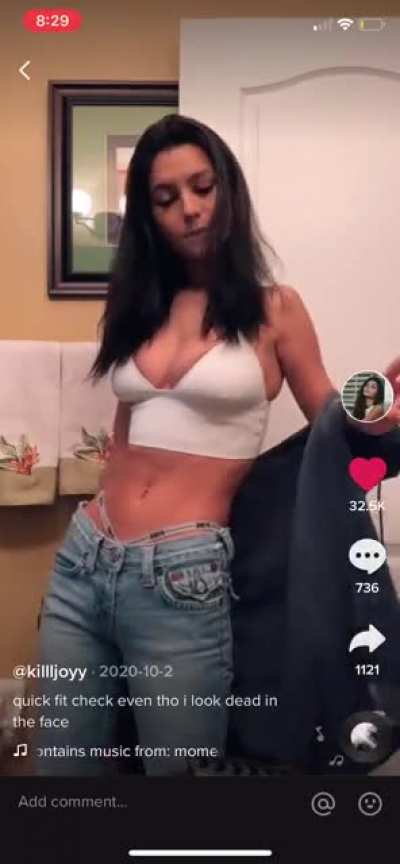 Petite & Busty