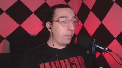 Por que produzimos tanto e recebemos pouco? Resposta: