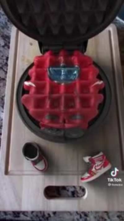 Among sus waffles😳😳😳