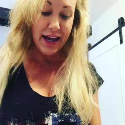 Brandi Doing Makeup