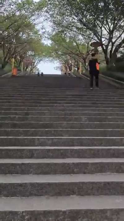 Endless steps in Chongqing