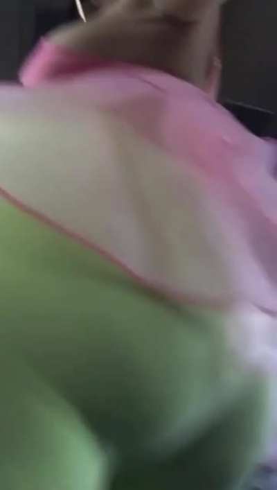 Hi