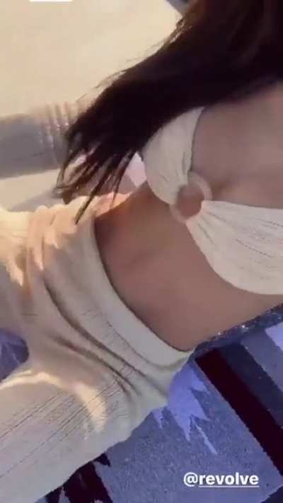 😋😋