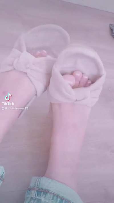 Fluffy slippers