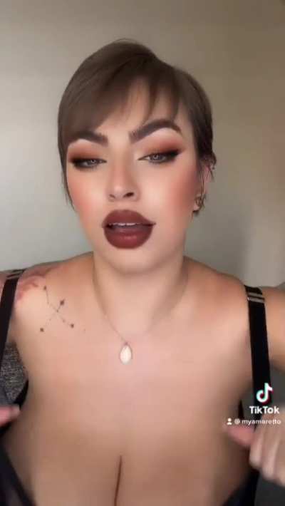 Amaretto Tease & Tittydrop