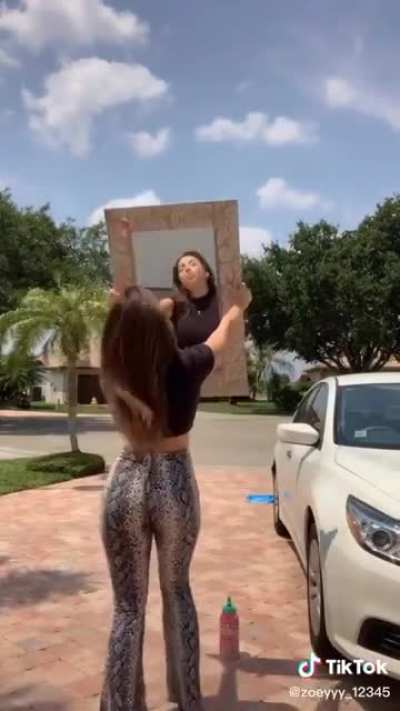Damn🍑