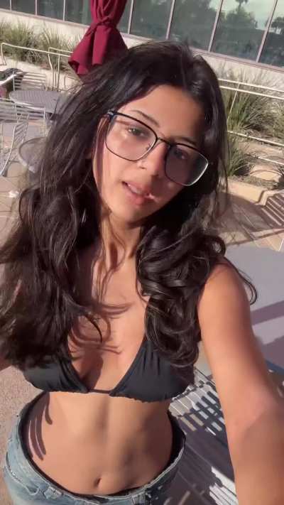 Bikini with glasses pt. 2
