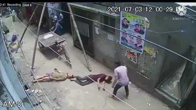 Four Men Get Electrocuted While Moving Pole Between Cable Wires