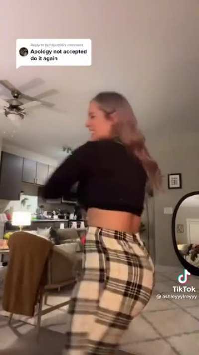 Soft & Jiggly No.546 😍🍑