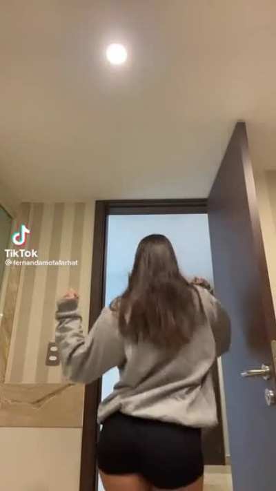 Holy 🍑 at the end