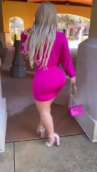 Elvisa (@elvisa)