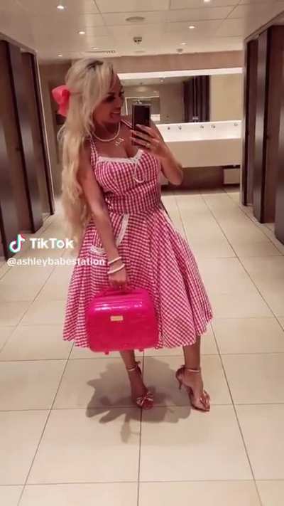 @ashl<wbr>eybab<wbr>estat<wbr>ion Barbie Event