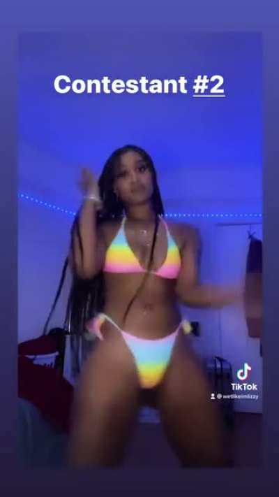 Tiktok @ wetlikeimlizzy