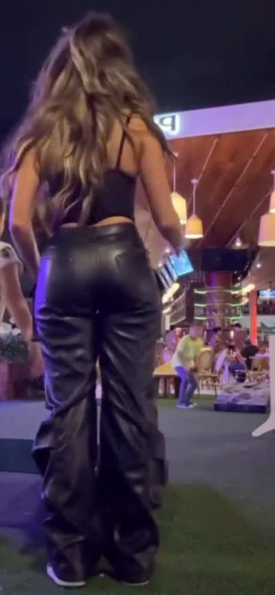 Leather pants 