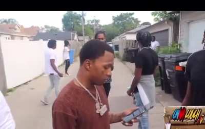 Ain’t no escaping Lil Deuce<wbr>🤣🤣🤣😭😭