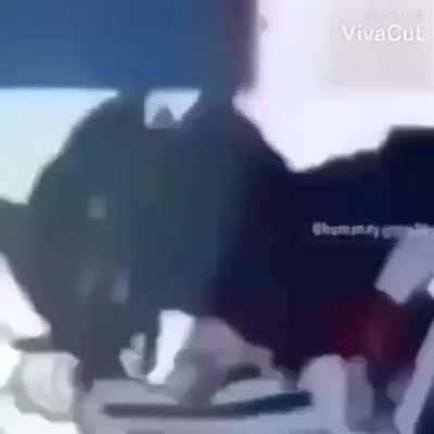 E a casa do mano krlh kkk