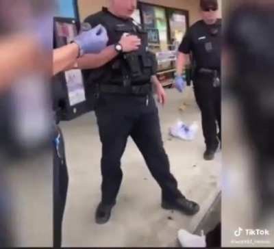 police handcuffs man after man calls him retarded