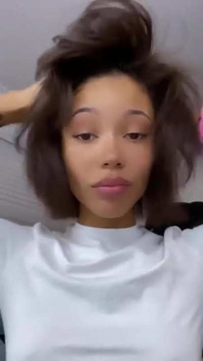 She looks amazing