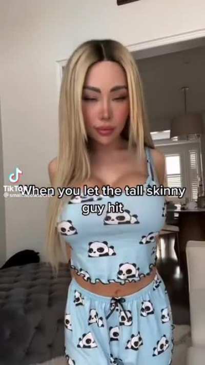 who doesn't love a busty Asian thot