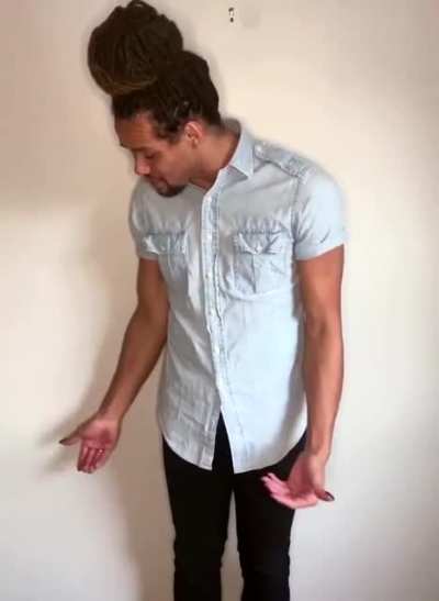 This person trying to do an audition tape while their cat just wants attention