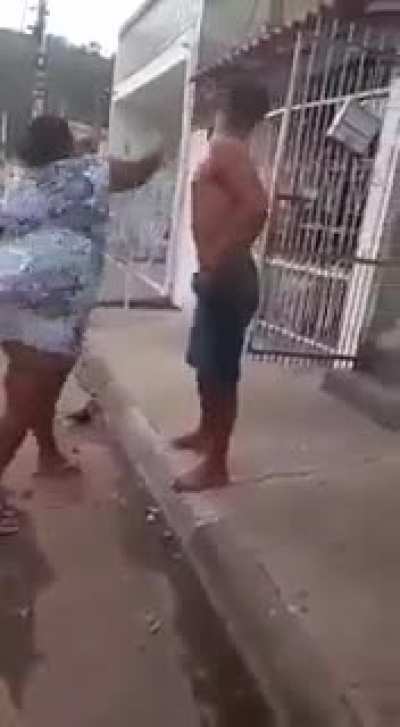 Can she slap?