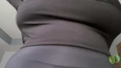 Bouncing boobs for day 27!