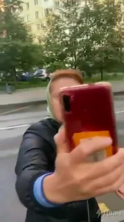 Бумеры, польз<wbr>ующие<wbr>ся ТикТо<wbr>ком, вышки 5g...в этом видео прекр<wbr>асно всё.