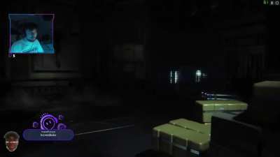 Me (Trying) to livestream Alien Isolation
