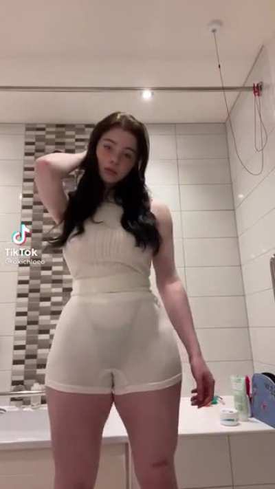 Curvy