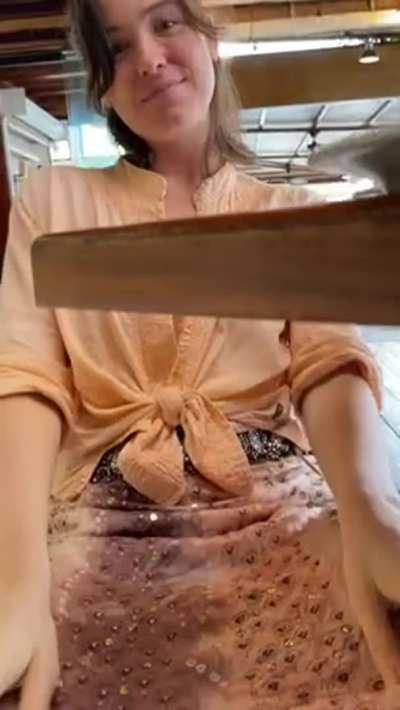 Flashing at the Cafe!