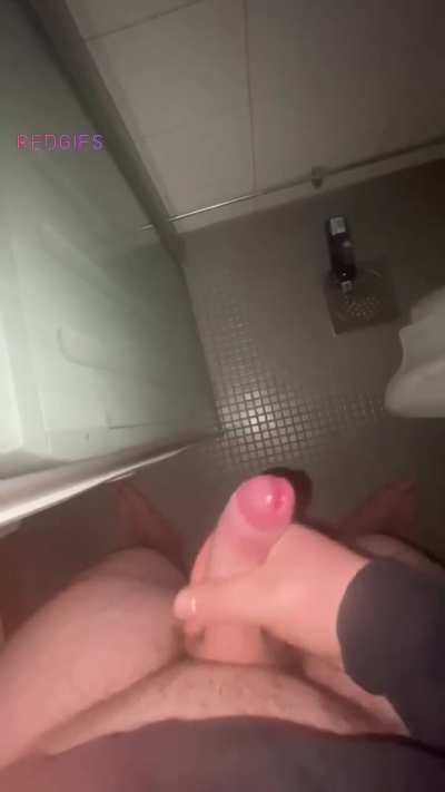 Might not have been the biggest cumshot I’ve ever done but it was decent imo! (18)