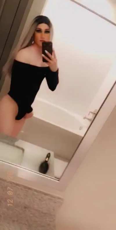Would you fuck me over my bathroom counter?