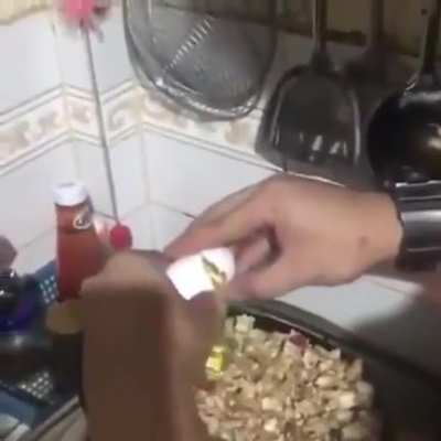 yo cocinando
