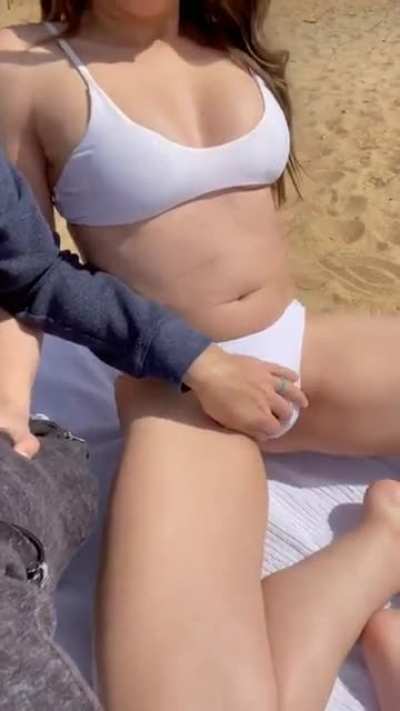 I cum so fast when I’m turned on in public 👀