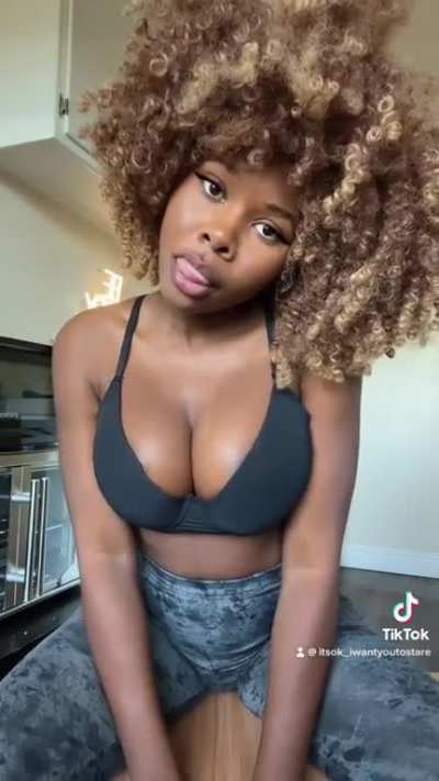 @itsokiwantyoutostare