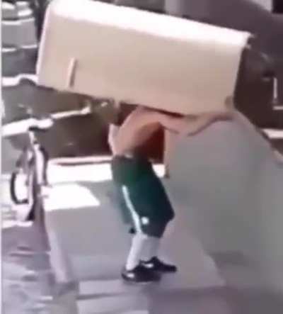 Where was them crackheads when I was moving