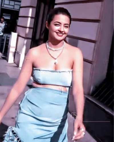 Surveen Chawla