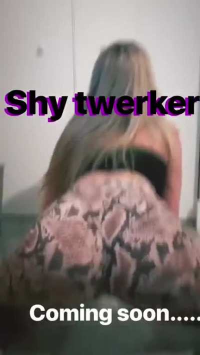Twerking in Flare Pants