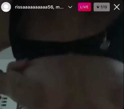 Rissa playin around