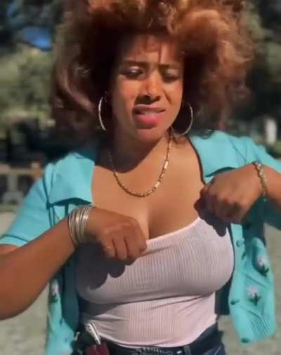 It was me, i was the boys in Kelis' yard