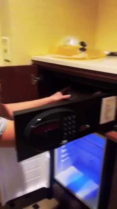 HMC while I microwave my dinner