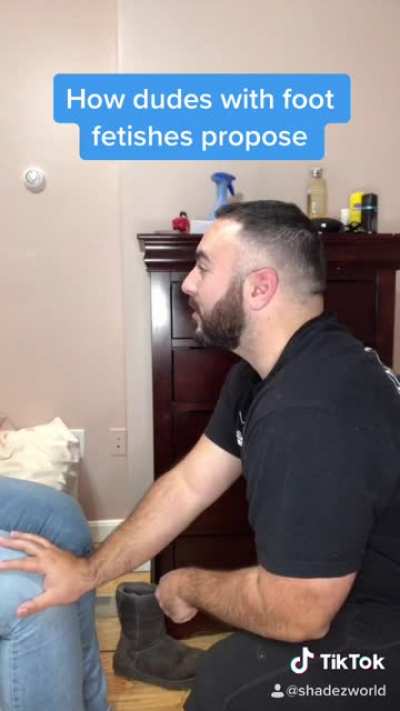 How Dudes With Foot Fetishes Propose
