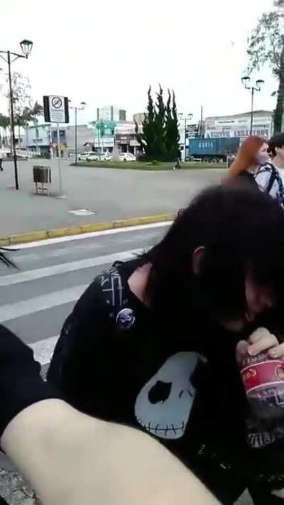 eu tô passando vergonha andando com esse povo