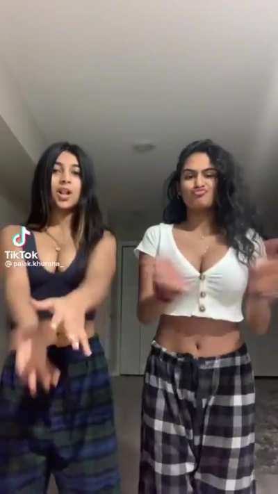 wanna suckkkk her toes I'm tryna make her cum🍒🍒<wbr>🍒
