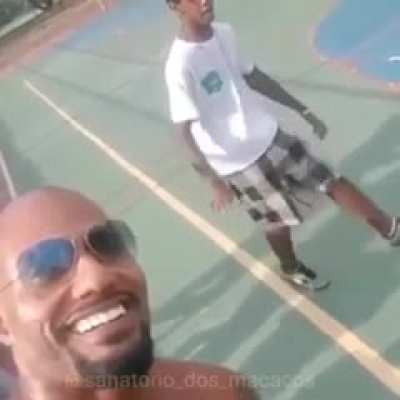 😀