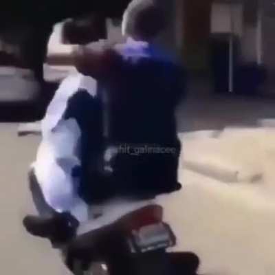 Adm tá amando