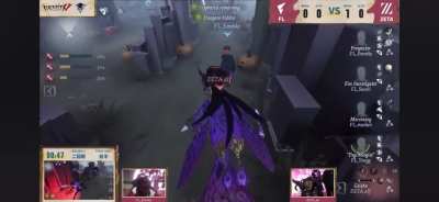 I’m sorry, since when the FUCK could you do this?<wbr>?😭😭😭😭 What’s the trick behind it this looks busted