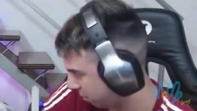Matías culo: *existe* Fag Chat: ↓
