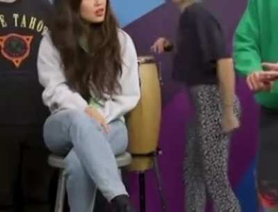 Old video but god those pants😍😍😍