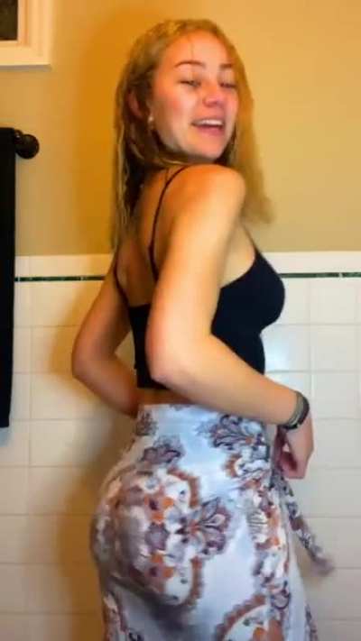 Big bank skirt